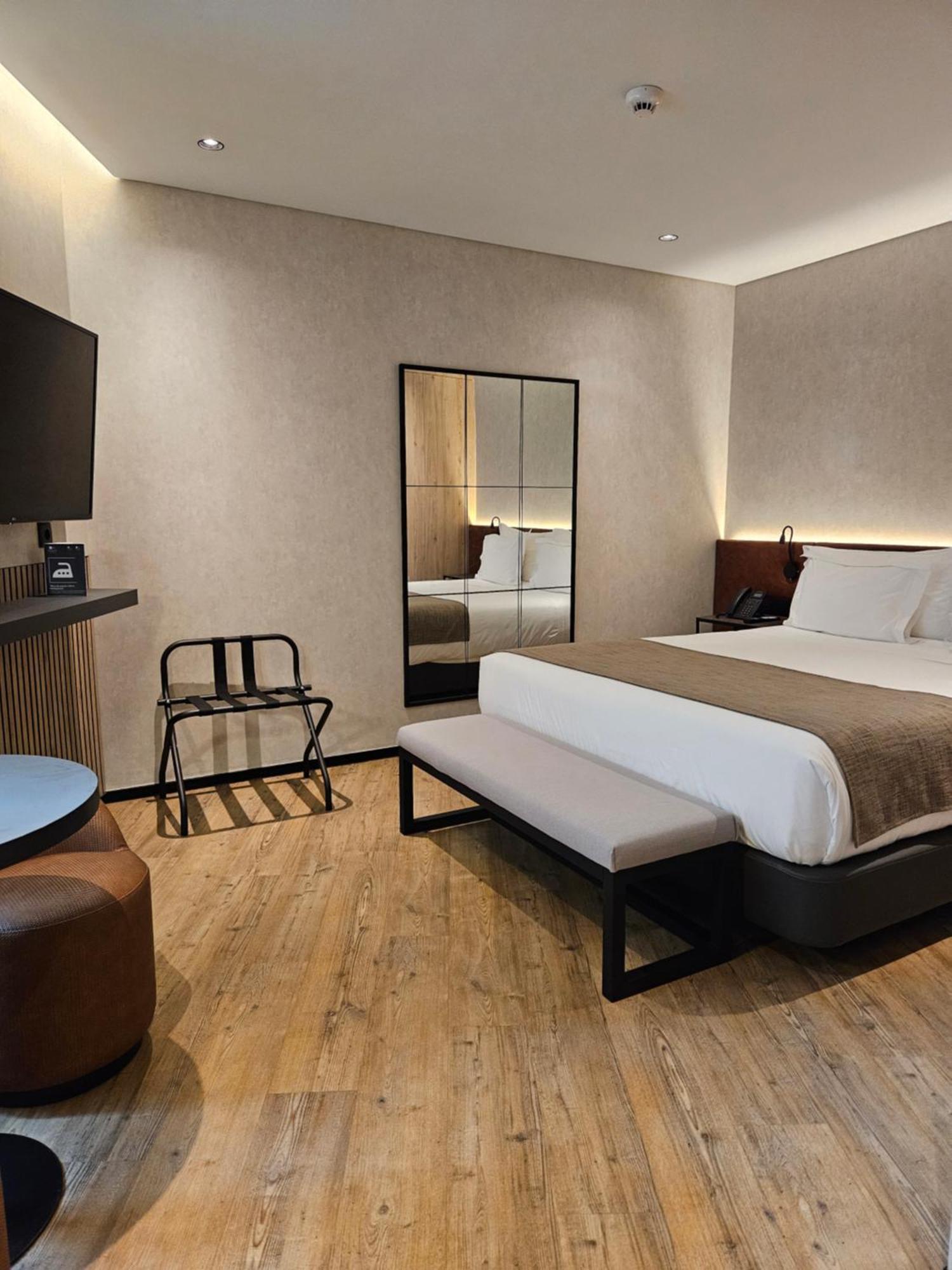 Principe Avila 4*